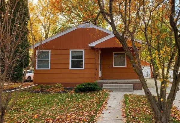 515 9th Street Nw, Willmar, MN 56201