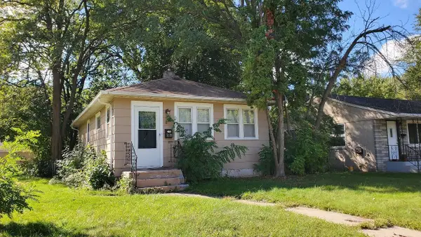 2128 Bush Avenue E, Saint Paul, MN 55119