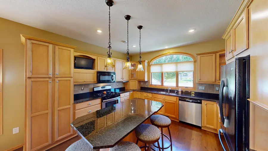 1718 Hale Drive, Albert Lea, MN 56007 - #2