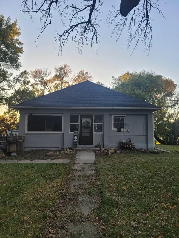 11 S Quinn Street, Bricelyn, MN 56014