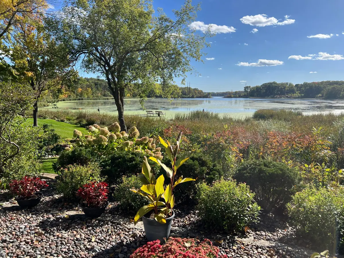 1299 Black Oaks Court N #1A, Plymouth, MN 55447 - #1