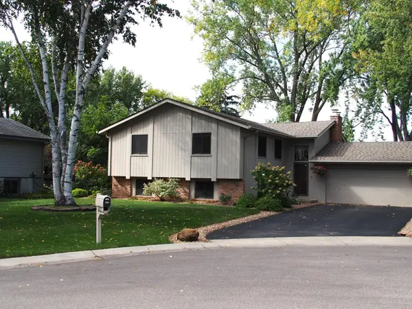 6805 Evergreen Lane N, Maple Grove, MN 55369