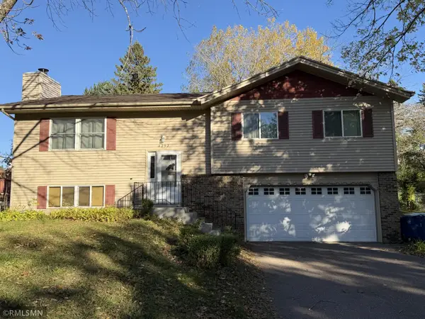 4292 Heritage Drive, Vadnais Heights, MN 55127