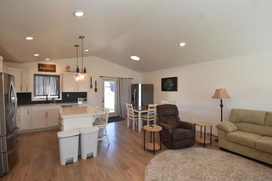 2587 72nd Avenue S, Fargo, ND 58104 - #3
