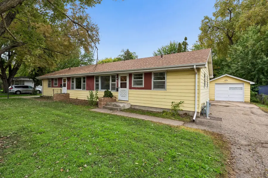 6909 36th Avenue N, Crystal, MN 55427 - #3