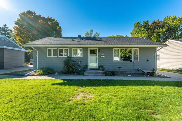 412 E Everett Avenue, Fergus Falls, MN 56537