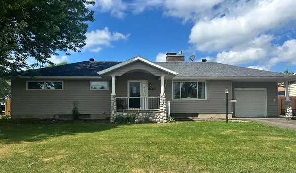 203 Wyandotte Road, Hoyt Lakes, MN 55750