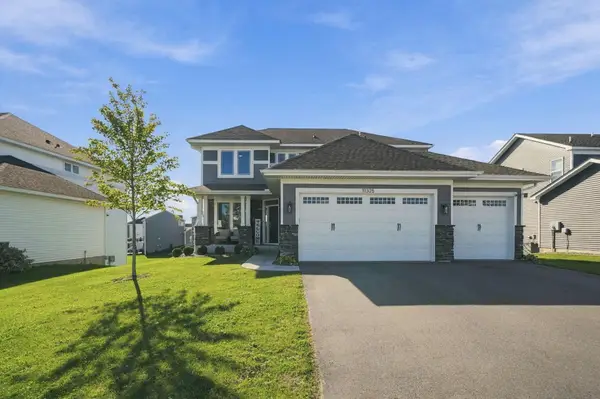 11325 Creekside Trail, Maple Grove, MN 55311