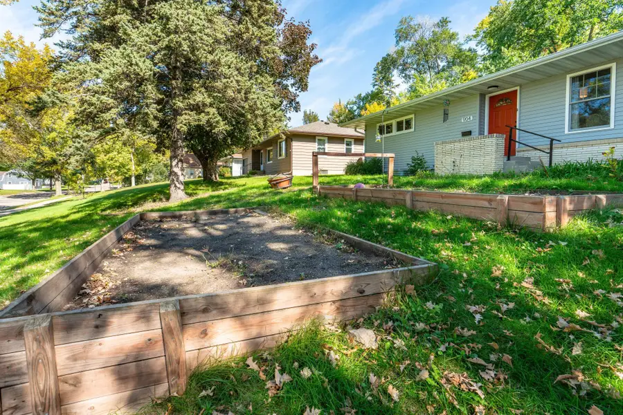 904 N Rosemary Avenue, Fergus Falls, MN 56537 - #3