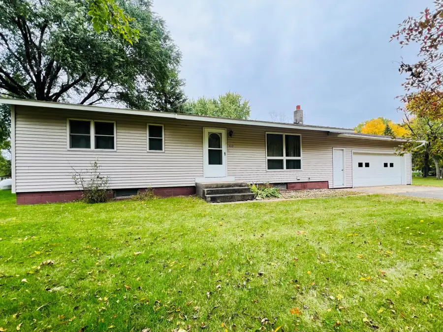 422 E Oak Street, Parkers Prairie, MN 56361 - #2