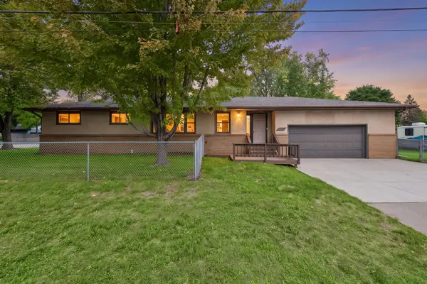 2267 Mohawk Road E, North Saint Paul, MN 55109