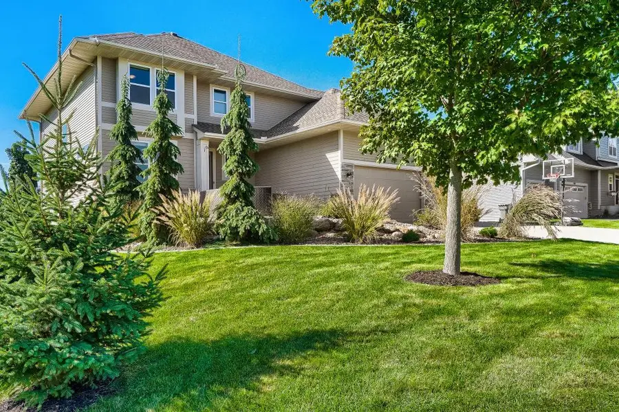 5915 Edgewater Drive, Savage, MN 55378 - #2