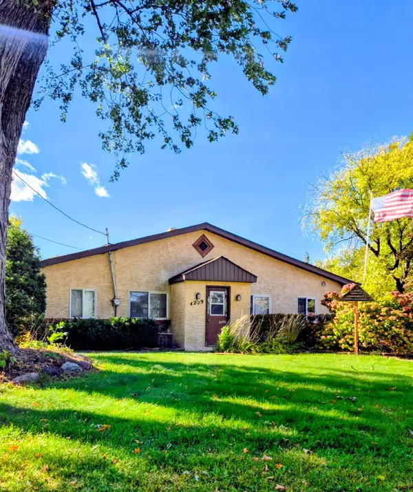 4209 Lakewood Avenue, White Bear Lake, MN 55110