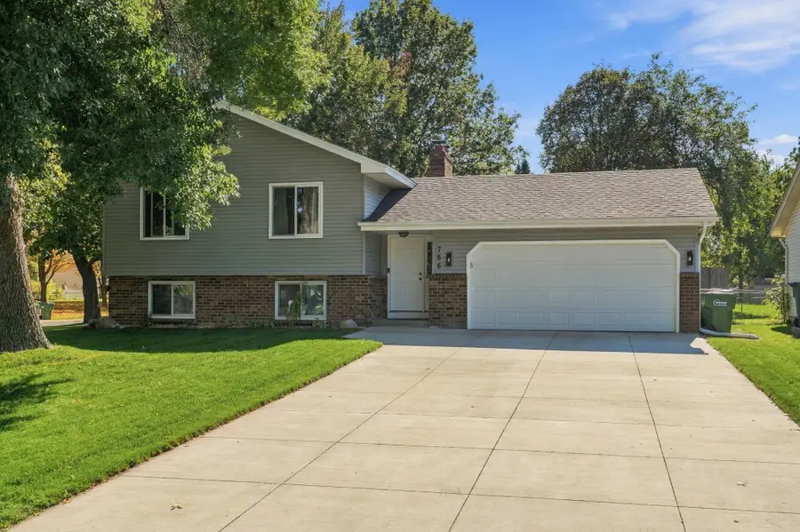 756 97th Lane Ne, Blaine, MN 55434 - #3