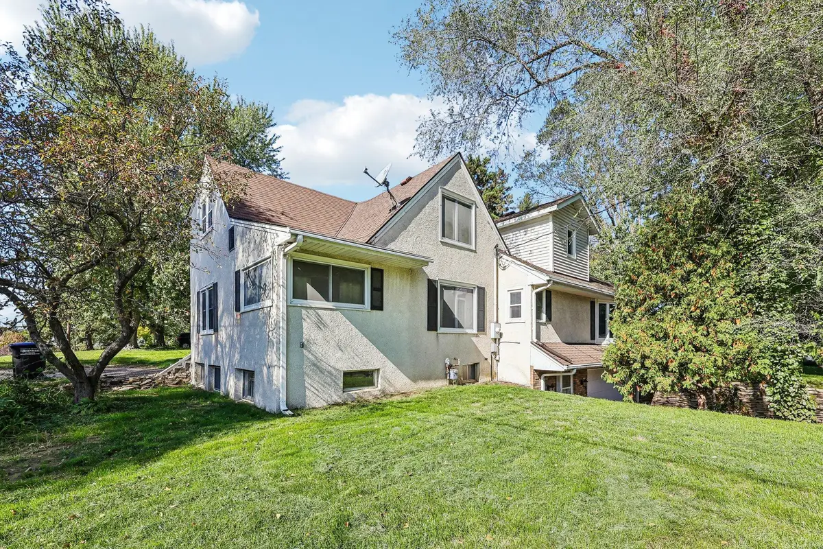 2347 Western Avenue N, Roseville, MN 55113 - #1