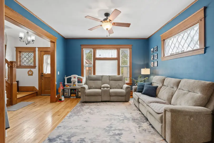 229 4th Avenue N, South Saint Paul, MN 55075 - #3
