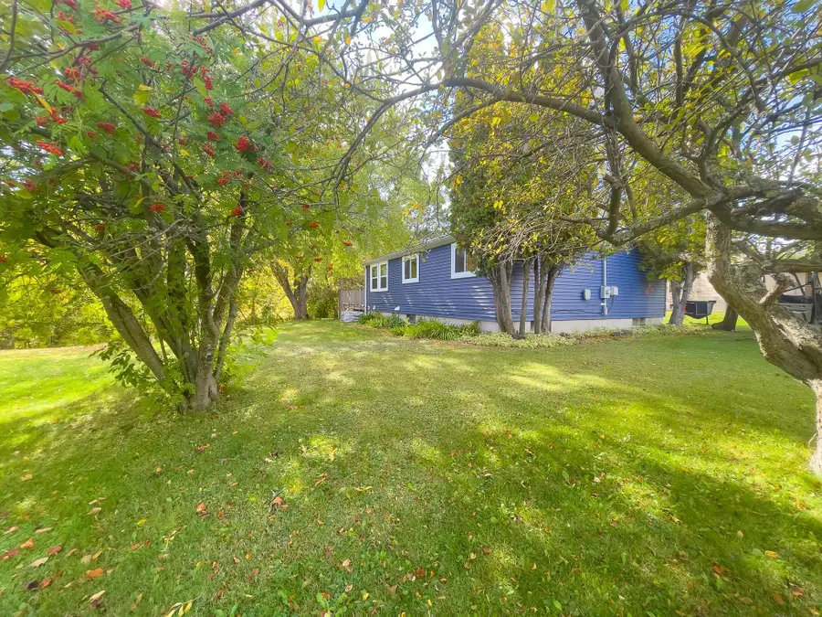 37 Bell Circle, Silver Bay, MN 55614 - #3