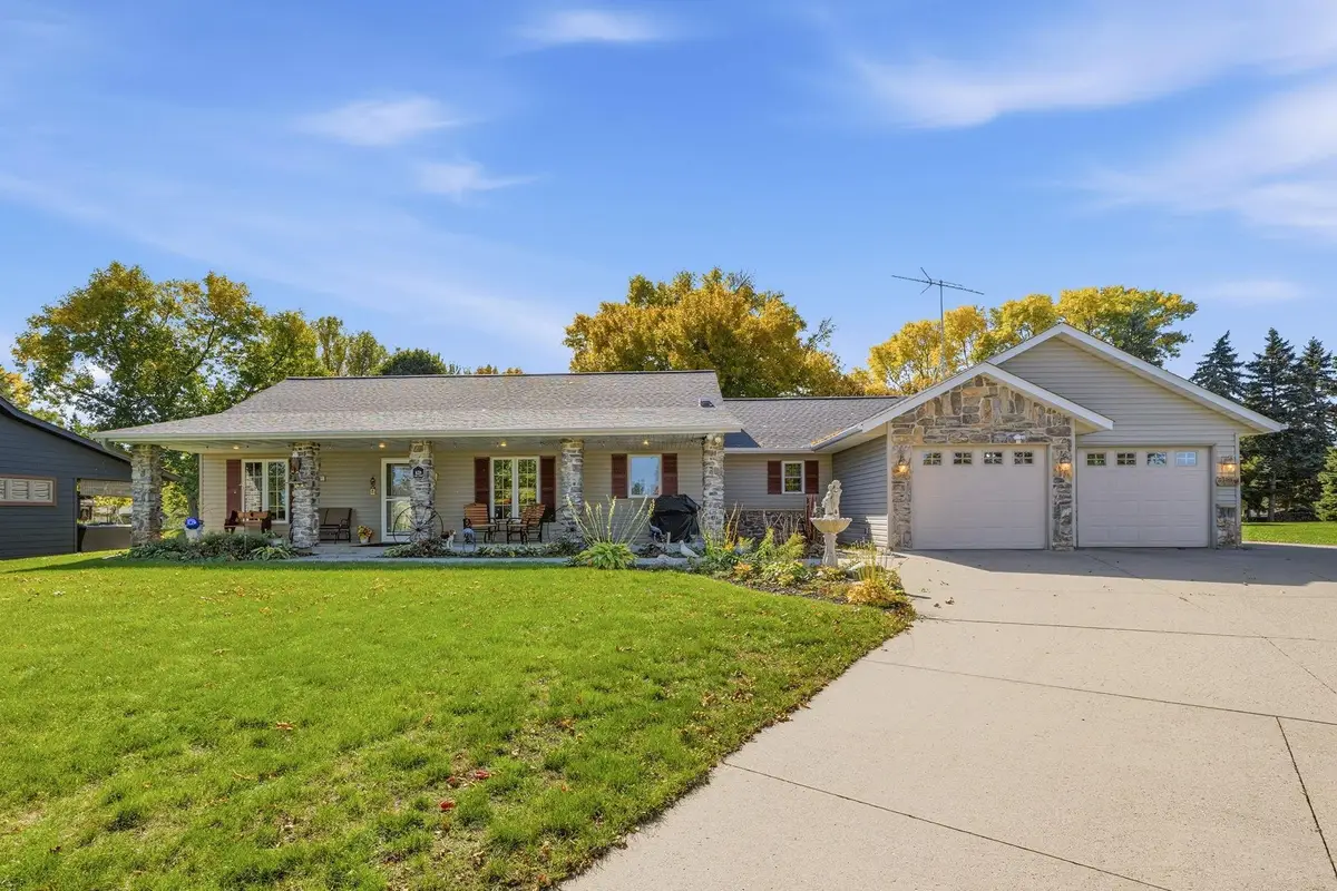 429 Lake Court, Winsted, MN 55395 - #1