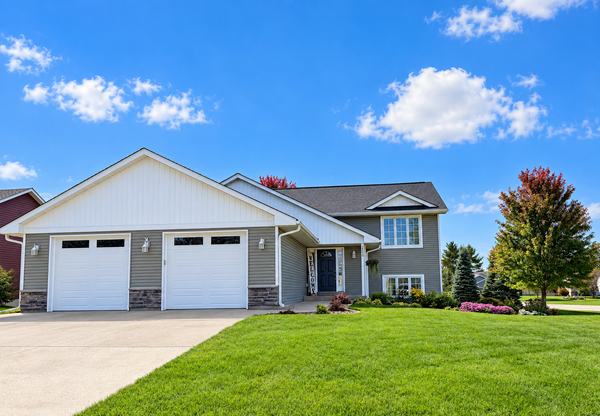 1204 Wren Place, New Richmond, WI 54017