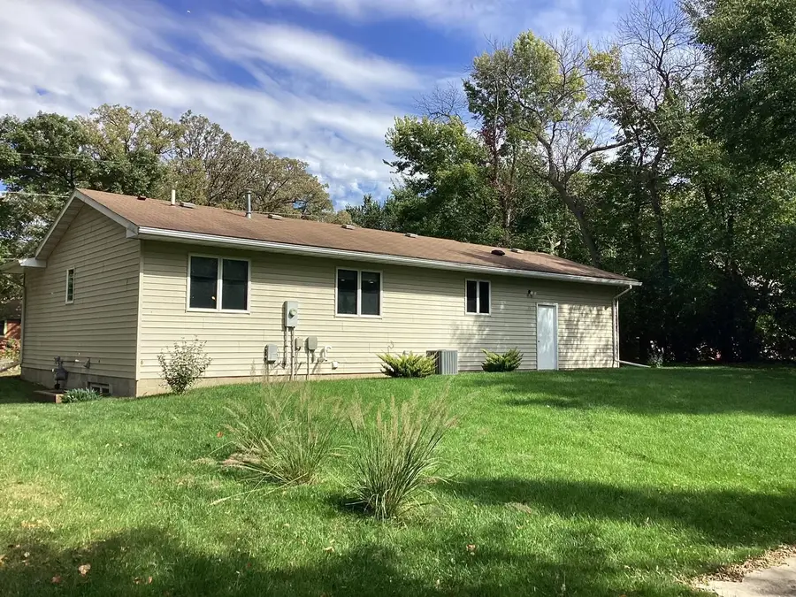 1113 Shore Acres Drive, Albert Lea, MN 56007 - #3