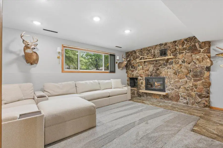 1016 3 1/2 Avenue N, Sauk Rapids, MN 56379 - #3