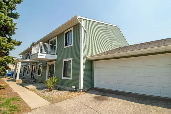 3211 15th Avenue S #D, Fargo, ND 58103