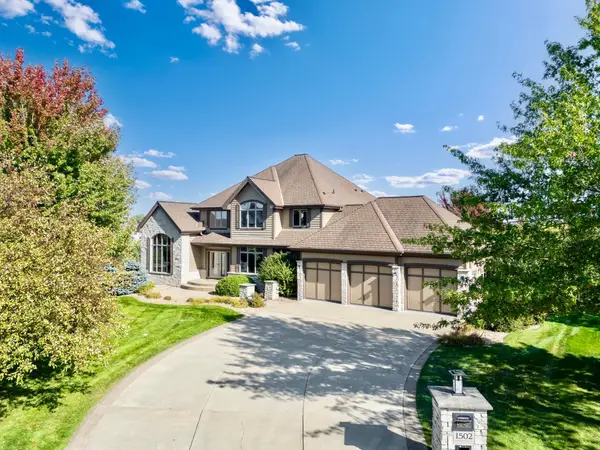 1502 Epperstone Enclave Ne, Byron, MN 55920