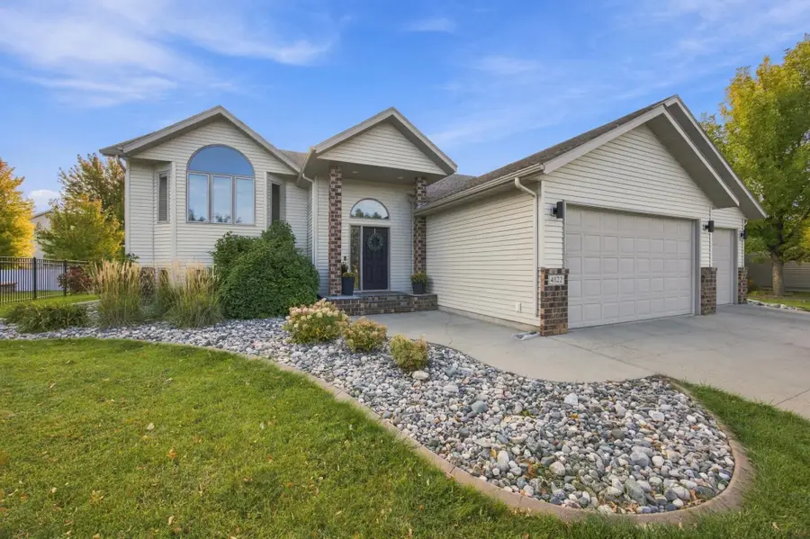 4822 43rd Street S, Fargo, ND 58104 - #2