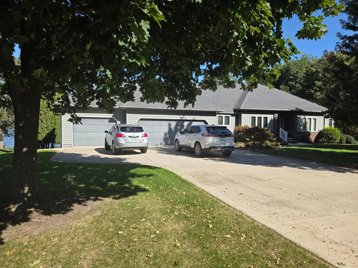 2734 Campus Lane, Albert Lea, MN 56007 - #1