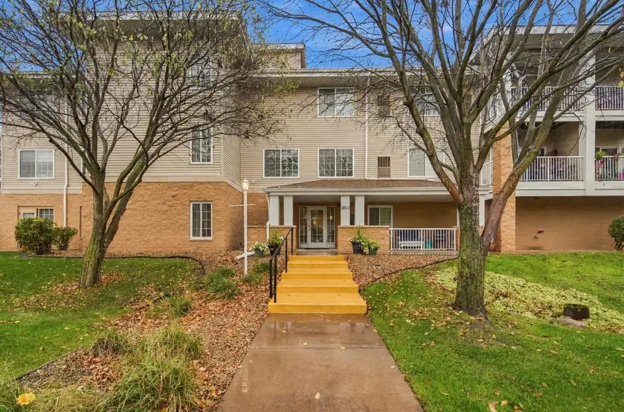 1600 Arundel Street #300, Saint Paul, MN 55117 - #2