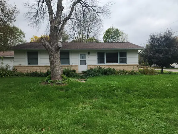 211 4th Avenue Sw, Pine Island, MN 55963