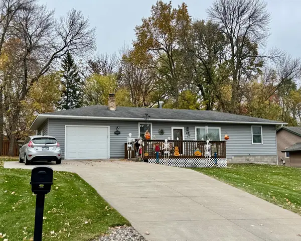 235 11th Street Nw, Milaca, MN 56353