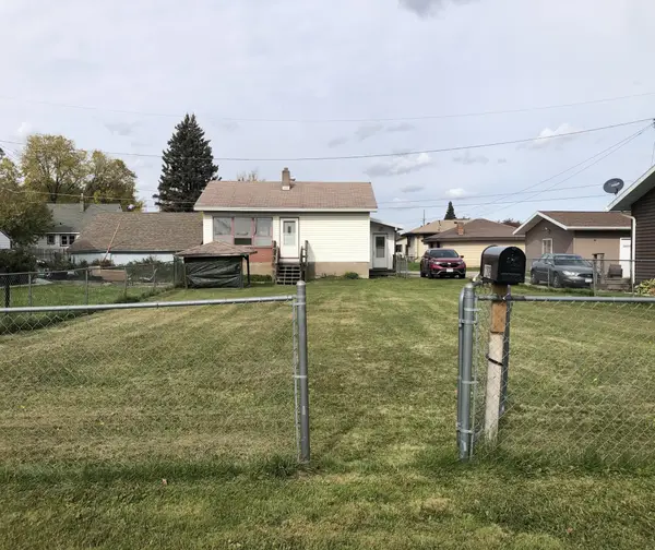1209 19th Street S, Virginia, MN 55792
