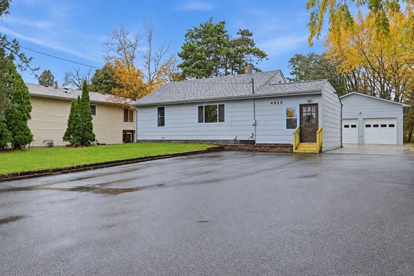 4925 103rd Lane Ne, Blaine, MN 55014