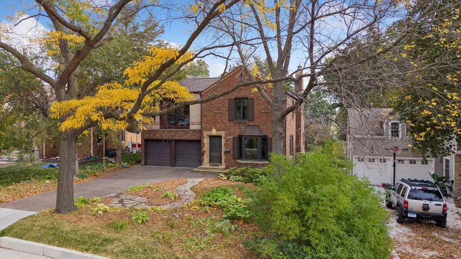 1384 Como Boulevard E, Saint Paul, MN 55117 - #3