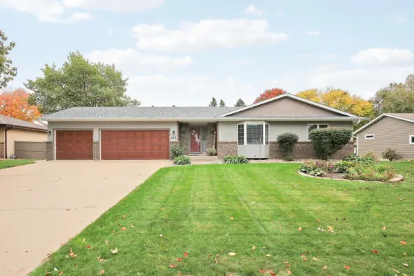624 Hennes Avenue, Shakopee, MN 55379