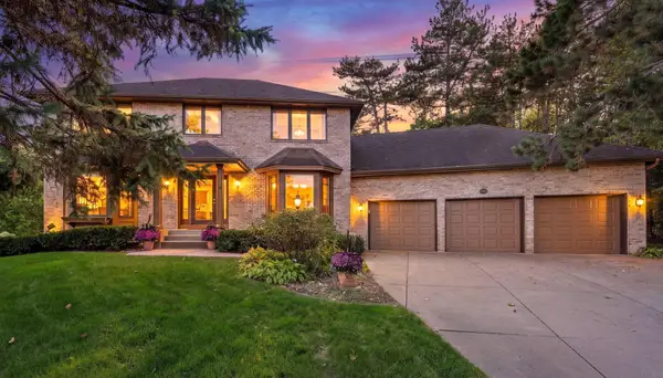 1289 Donegal Bay, Woodbury, MN 55125