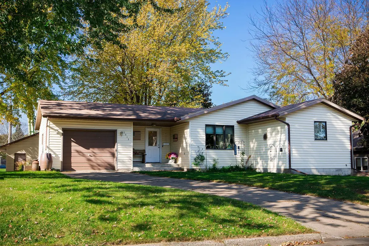 1515 Chandler Avenue N, Glencoe, MN 55336 - #1