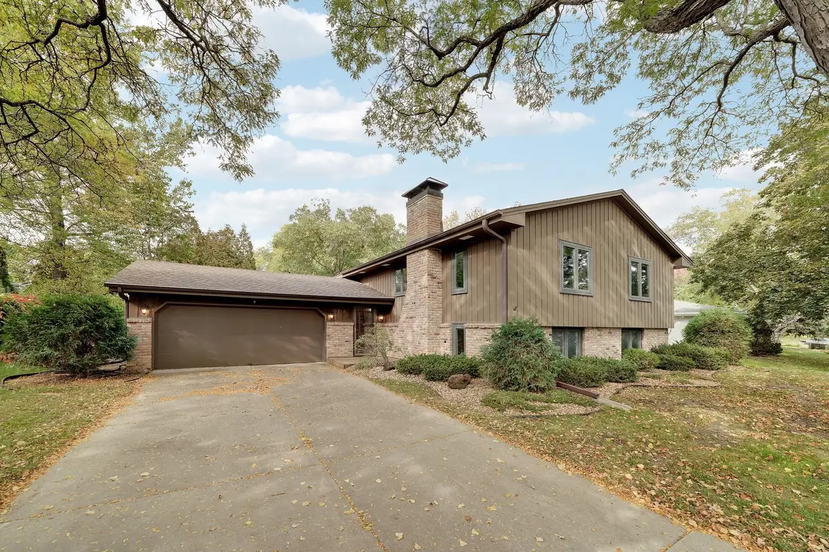 9716 Oxborough Road, Bloomington, MN 55437 - #1