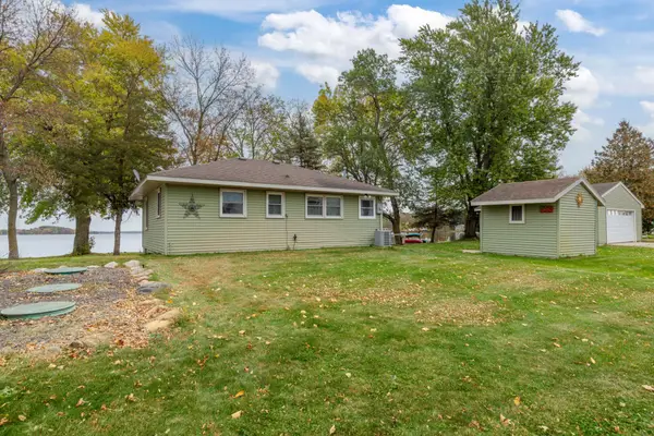 49261 Sportsmans Lane, Waterville, MN 56096
