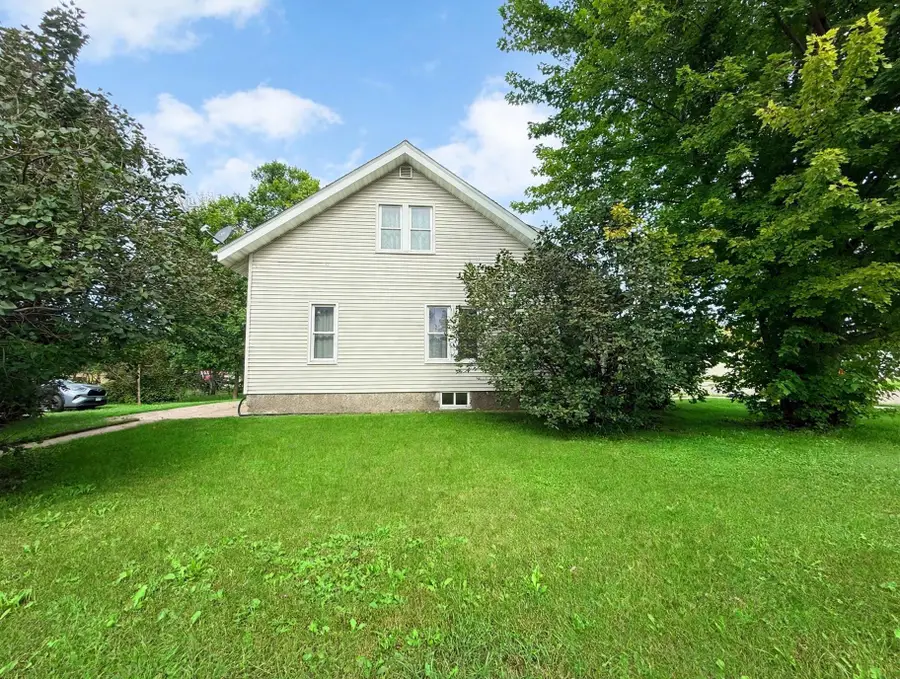 611 6th Street, Gaylord, MN 55334 - #3