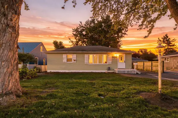 5254 Kentucky Avenue N, Crystal, MN 55428