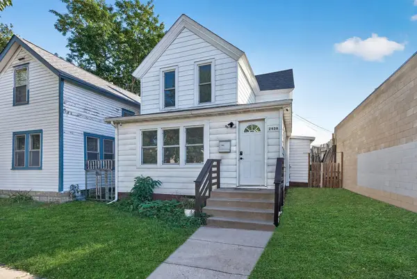 2939 30th Avenue S, Minneapolis, MN 55406