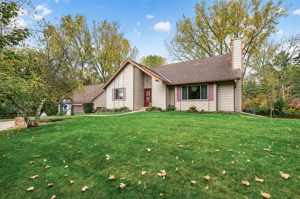 4990 Jamaca Avenue N, Lake Elmo, MN 55042