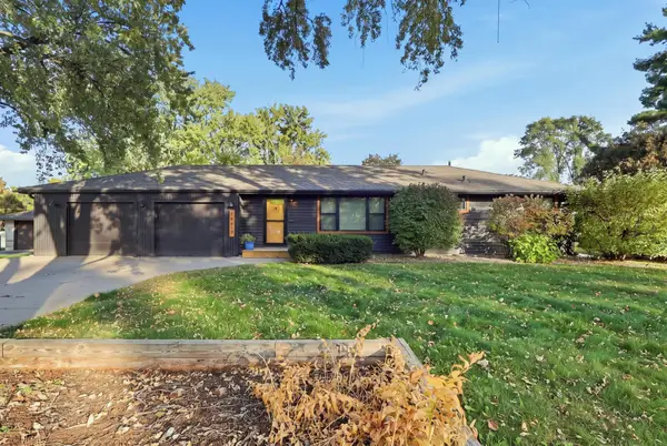 10617 Thomas Avenue S, Bloomington, MN 55431