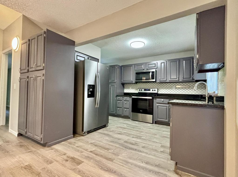 1414 W Danube Road, Fridley, MN 55432 - #3
