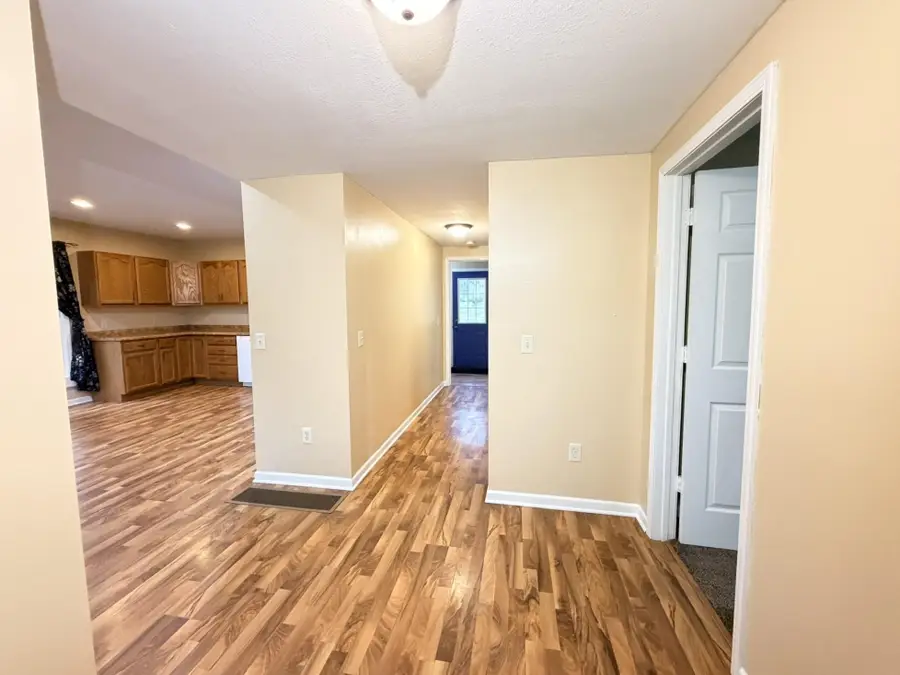 211 E Luella Street, Le Roy, MN 55951 - #2