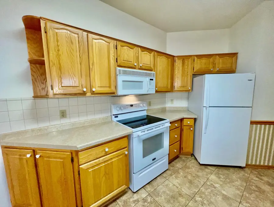 1905 Burr Oak Drive #A, Austin, MN 55912 - #3
