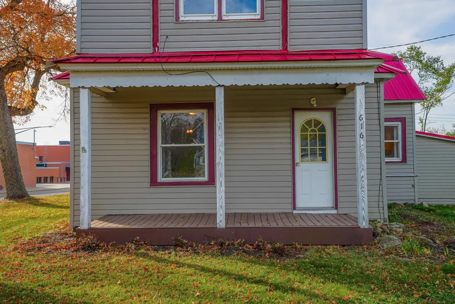 616 E Butternut Avenue, Luck, WI 54853 - #3