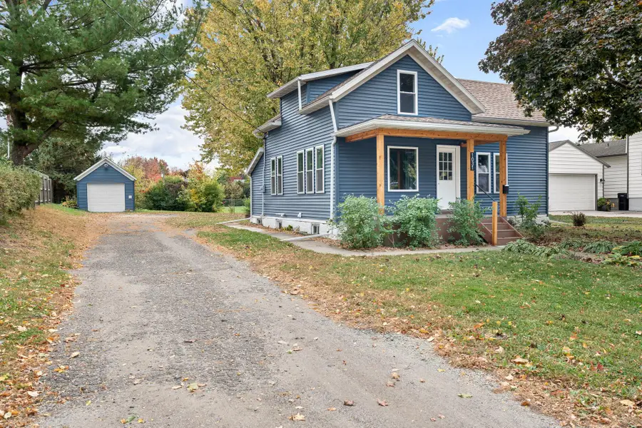 1031 S Cedar Avenue, Owatonna, MN 55060 - #2